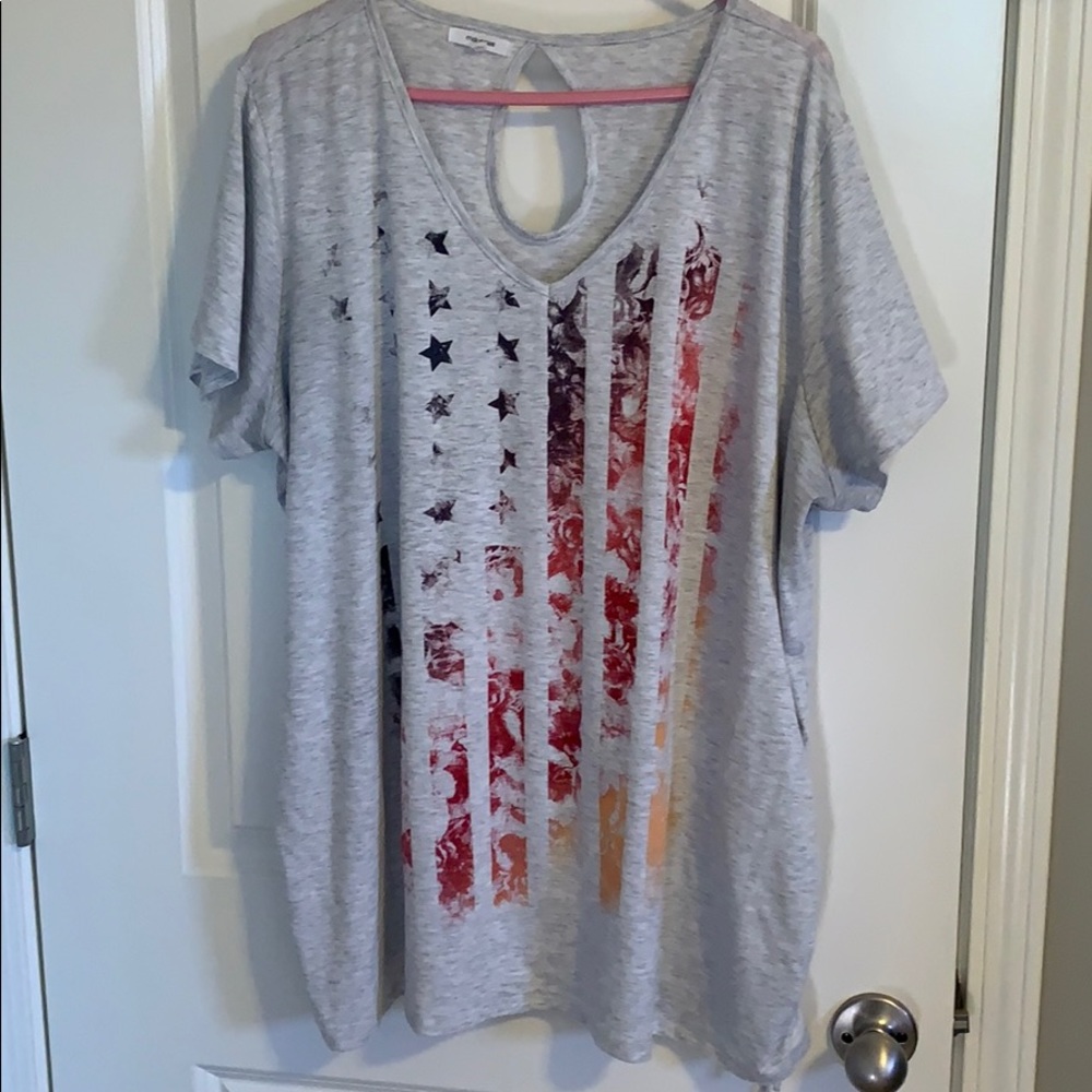 Maurice’s tee shirt